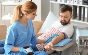 Як підготуватися до здачі крові: повний гід з порадами та рекомендаціями 2025