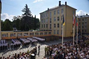 ліцей-імені-героїв-крут
