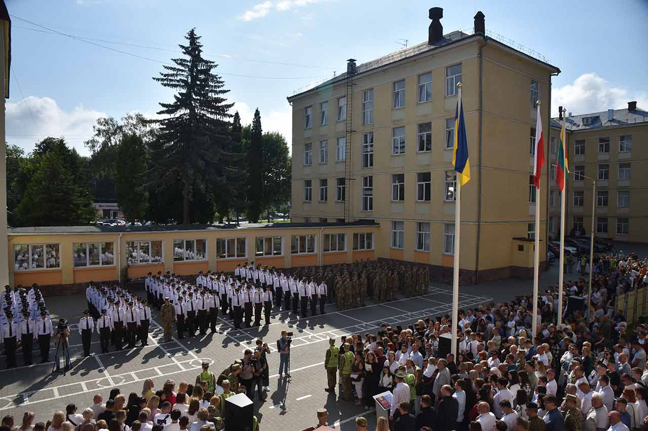 ліцей-імені-героїв-крут