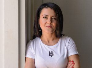 олена-трибушна-хто-така