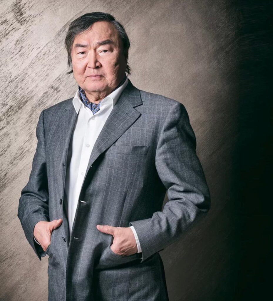 олжас-сулейменов