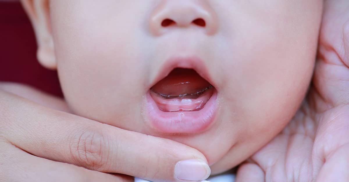 скільки-днів-прорізуються-зуби-у-дитини