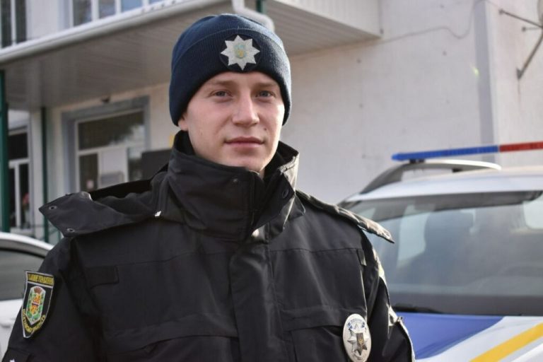 як-дізнатися-хто-дільничний-поліцейській