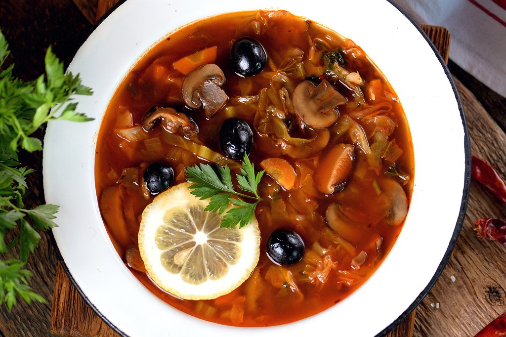 як-приготувати-солянку-з-грибами