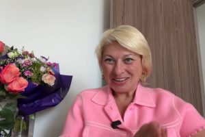 анжела перл