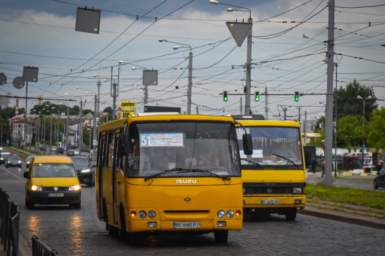 120 маршрутка львів