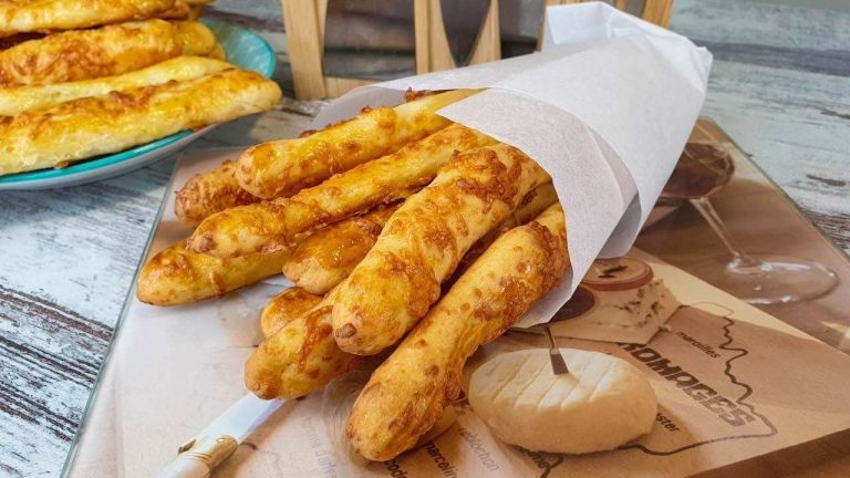 рецепт сирних паличок