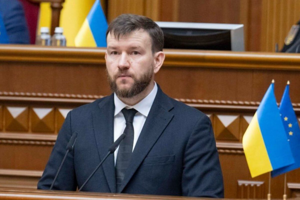 улютін деніс валерійович