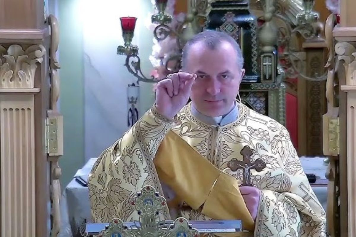 як правильно хреститися