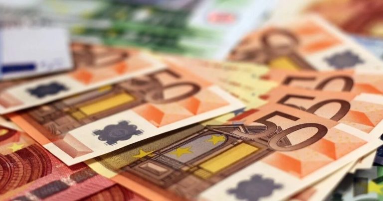 чи можна в польщі розраховуватись євро