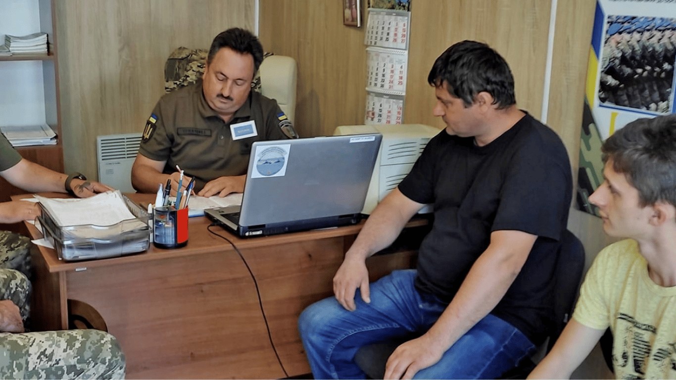 довідка про виключення з військового обліку