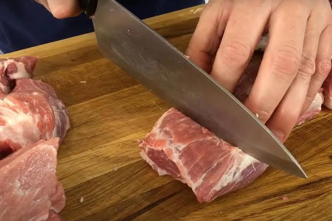 як різати м'ясо на шашлик