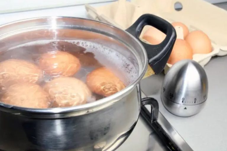 як варити яйця в мультиварці