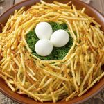 салат гніздо з куркою