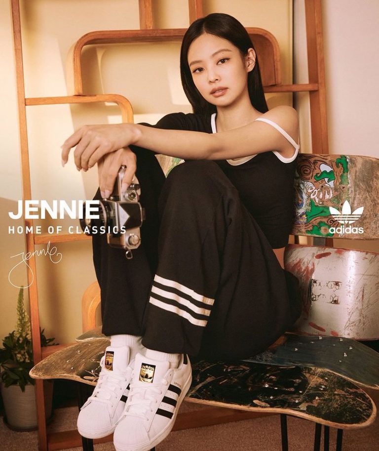dzhenni-z-blackpink-vidkrivaye-novij-etap-karyeri-avtorska-linijka-v-adidas-originals