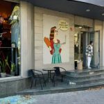Атака рф на Дніпро загинув чоловік 59 років, пошкоджено університет, ТЦ і житлові будинки