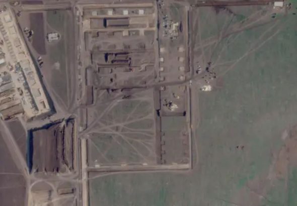 росія майже завершила будівництво нової бази для запуску реактивних дронів - Reuters