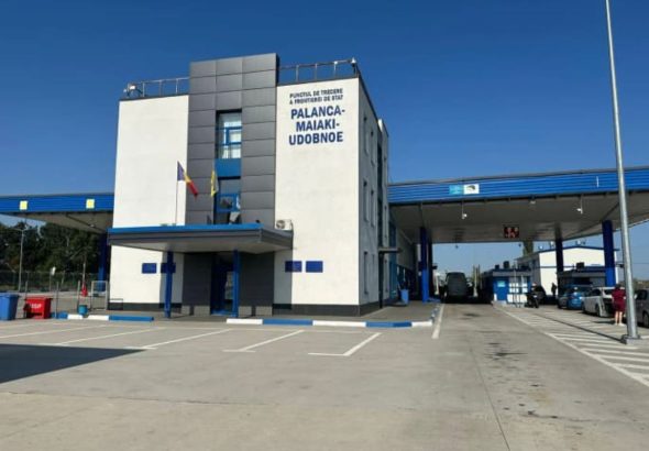 Рух через пункт пропуску на кордоні з Молдовою призупинили після вибуху - прикордонники